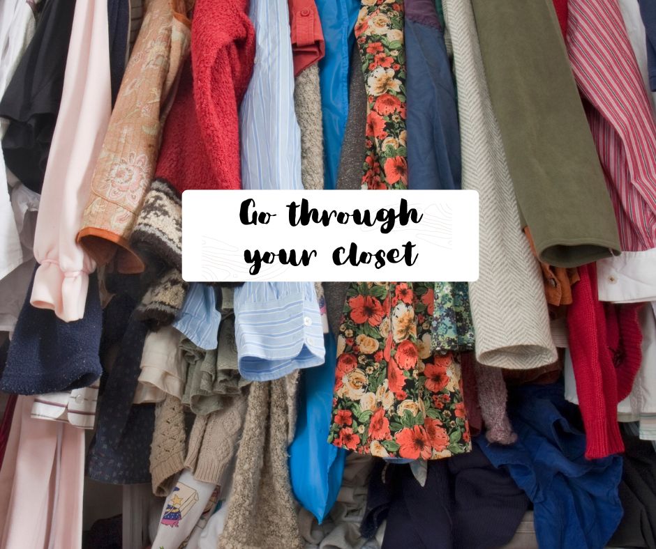 closet shopping graphic