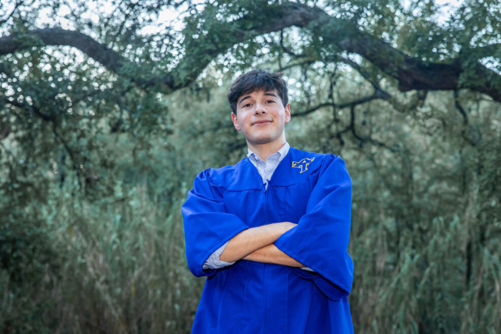 austin high school senior photography session at seider springs greenbelt in central austin