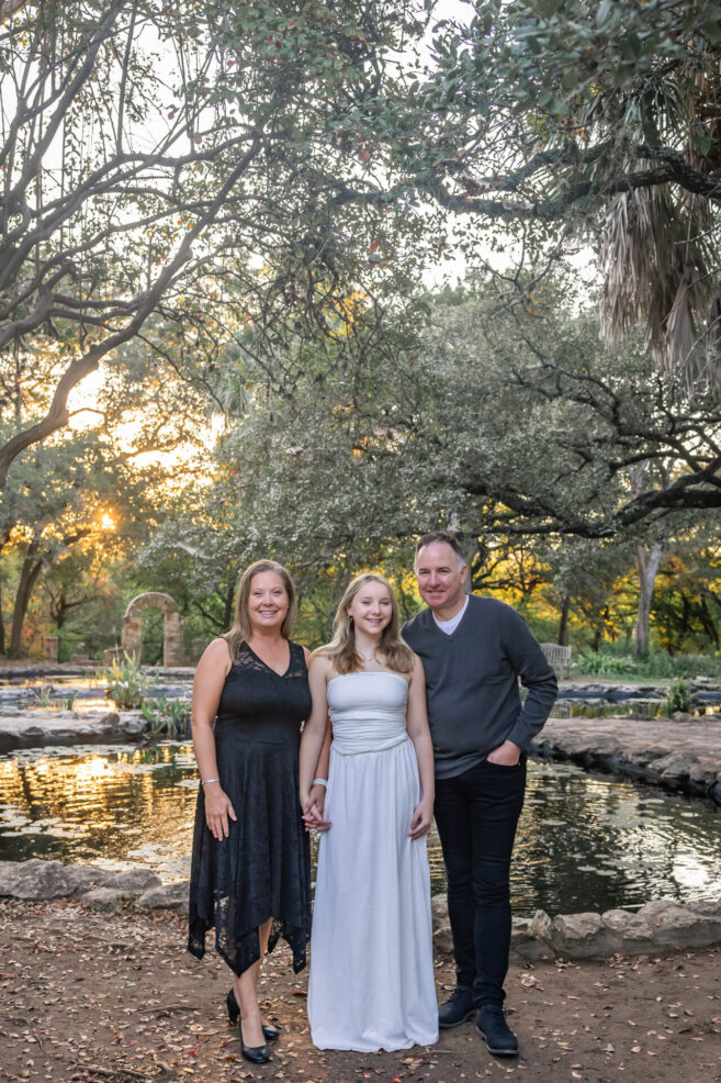 mayfield park fall family photo session